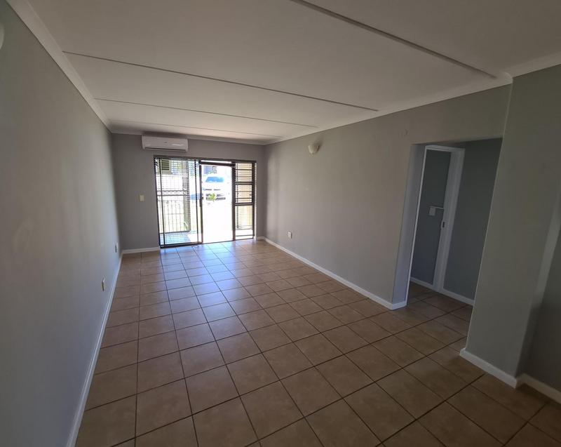 To Let 2 Bedroom Property for Rent in Vredekloof East Western Cape